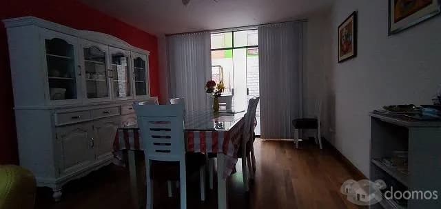 CASA MUY AMPLIA Y COMODA EN SAN MIGUEL, BUENA UBICACION - 2