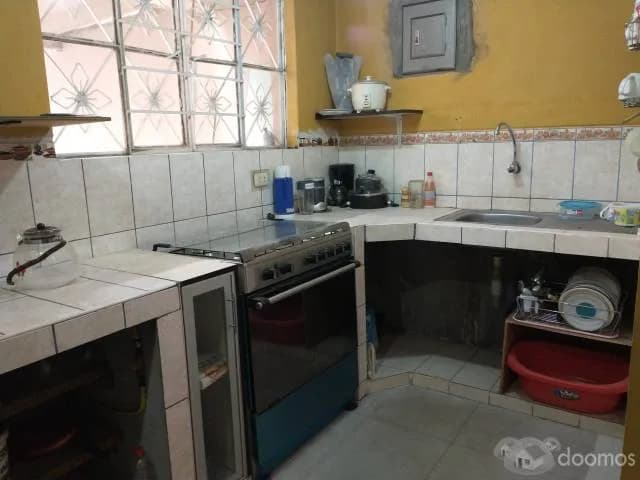 Departamento en Primer Piso con Cochera y Jardín - Santa Anita - 2