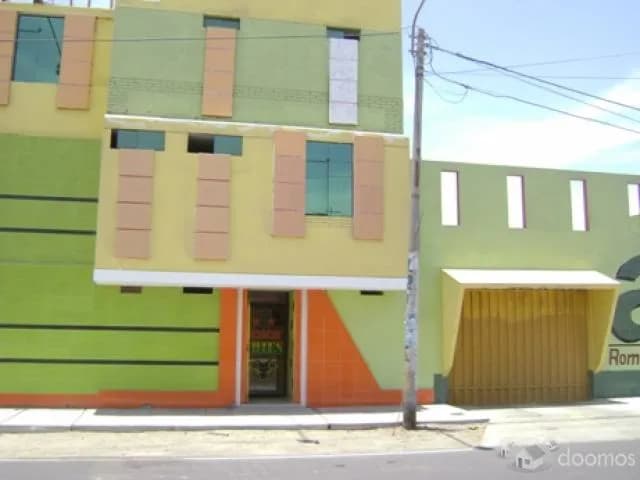 VENDO HOSTAL 1º DE MAYO- NUEVO CHIMBOTE - 1