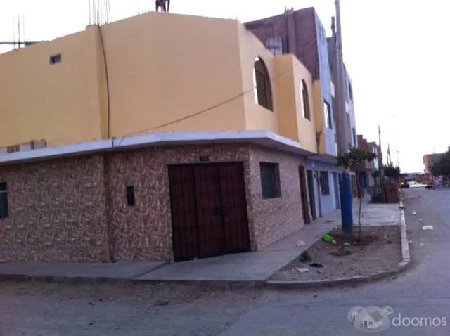 CASA PRIMER PISO , HOSPEDAJE 2DO PISO / PUERTAS INDEPENDIENTES - 1