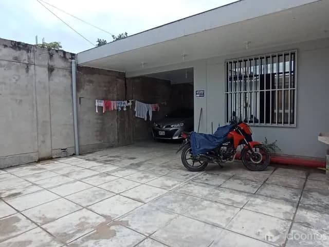 VENTA DE CASA EN MOYOBAMBA (EN ESTRENO) - 2
