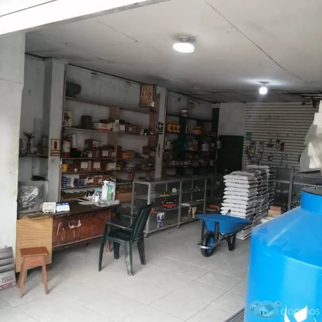 LOCAL COMERCIAL A UNA CUADRA DEL NUEVO MALL AVENTURA PLAZA - IQUITOS - 2