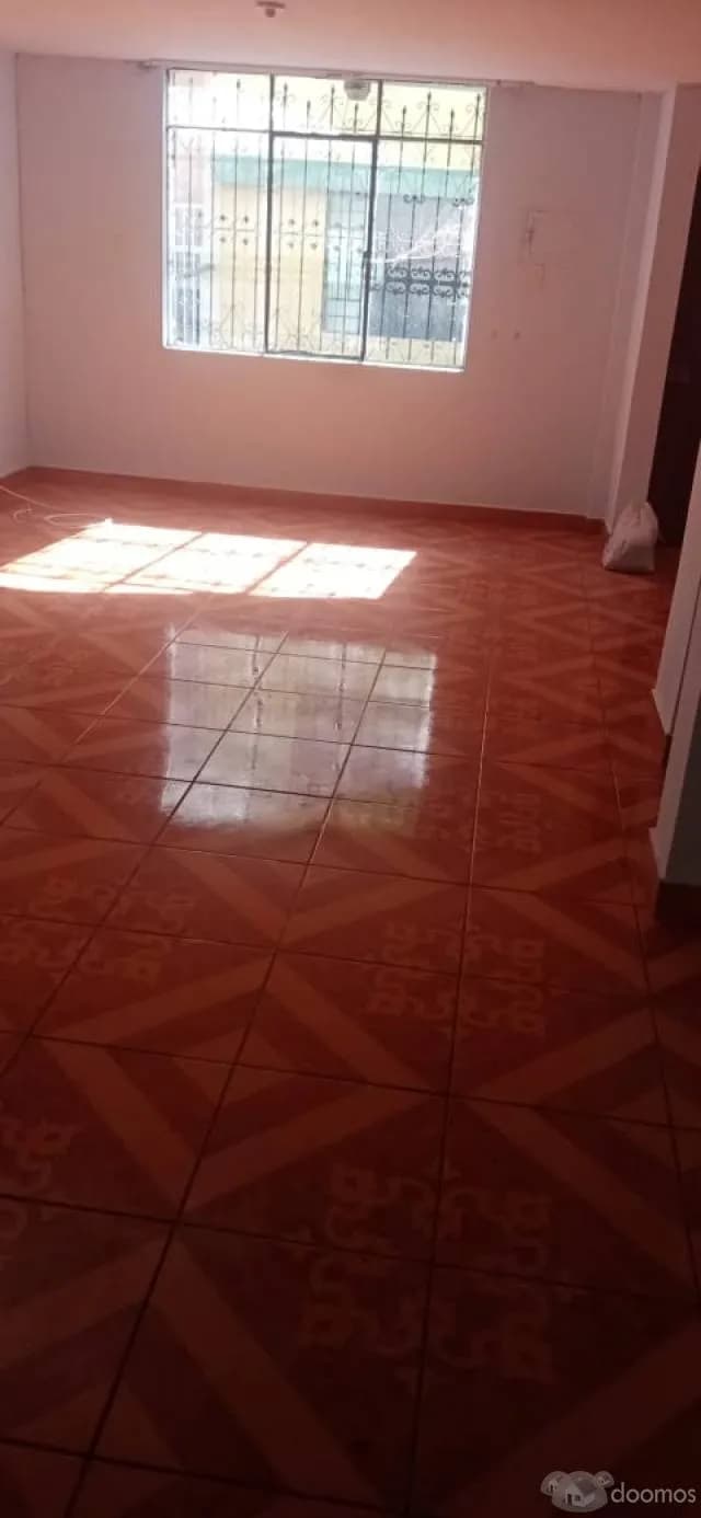 ALQUILER DE CASA TOTALMENTE INDEPENDIENTE - 1