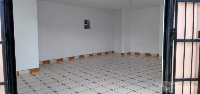 Alquilo Local Comercial - 2