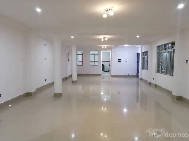 SE ALQUILA LOCAL COMERCIAL DE ESTRENO - 1