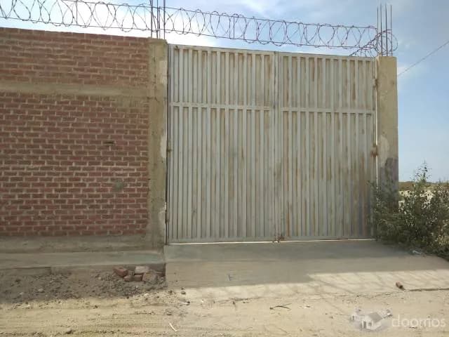 VENTA DE 3 LOTES CONSTRUIDOS EN VILLA CALIFORNIA - 2