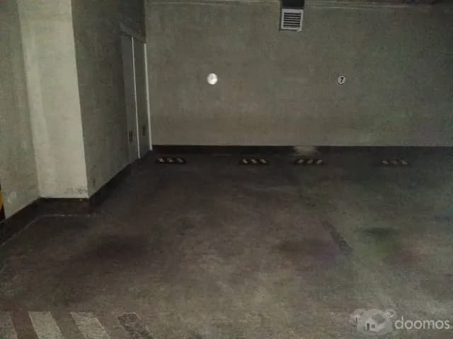 ALQUILO estacionamiento en Jesús María - 1