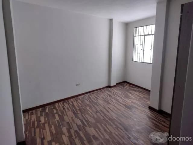 Departamento Amplio y Buena Ubicación - 2