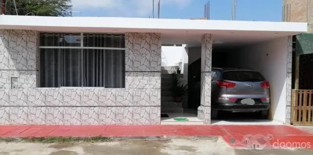 Alquilo Casa en Primer Piso Amueblado - 1