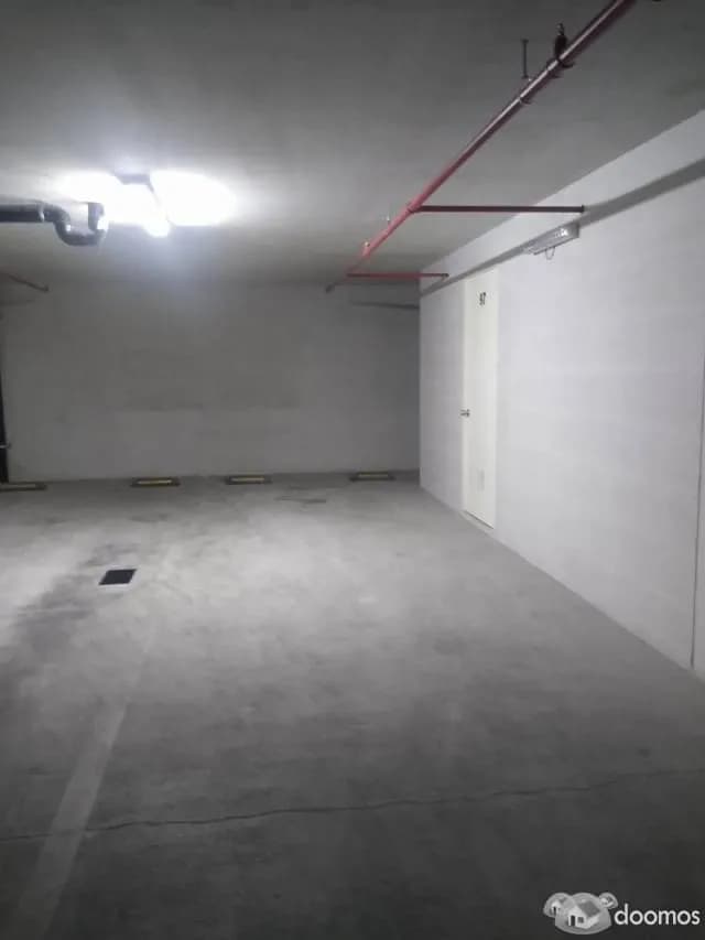 Se alquila estacionamiento en Miraflores Para 2 vehículos 500 soles - 2