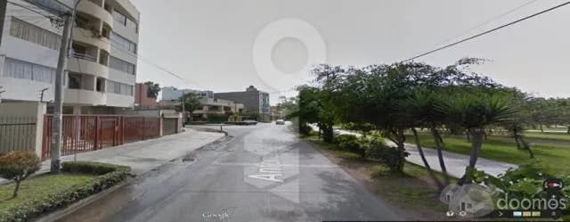 VENDO COCHERA 15 M².  FRENTE A PARQUE SEMISÓTANO, STA. CATALINA LA VICTORIA - 2