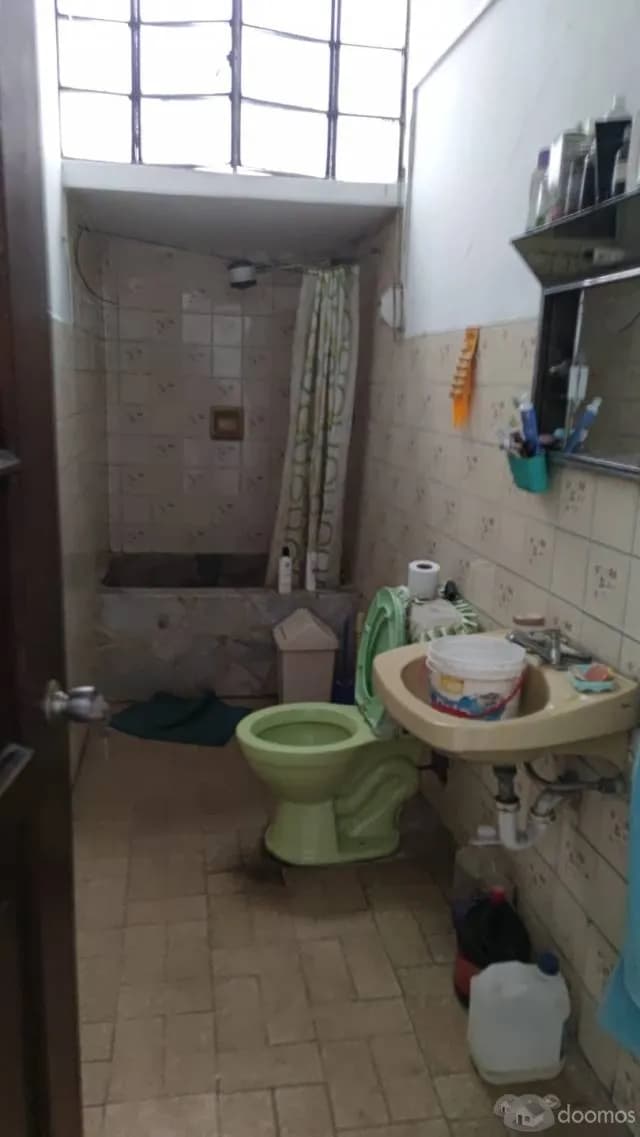 VENDO CASA 2PISOS EN SAN MARTIN DE PORRES - 2