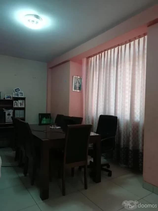 REMATO UNA CASA DE DOS PISOS EN URB. CIUDAD DEL CHOFER, EN CHICLAYO, A 5 MINUTOS DE MALL AVANTURA, USAT Y UTP - 2