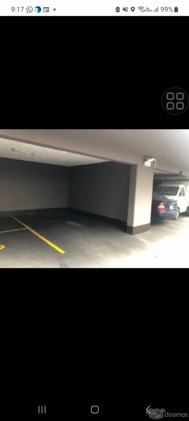 Cochera con seguridad 24x7 alquilo Precio estimado S/200.00 por mes, interesados comunicarse por messenger. - 1
