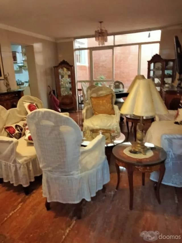 ¡Oportunidad única en Los Olivos! Casa de 4 pisos por $160,000 (S/598,400) - 1