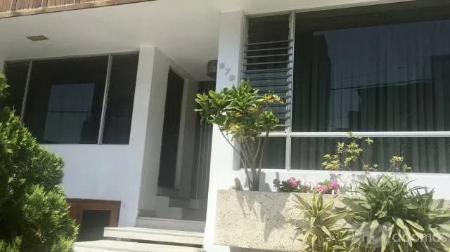 ALQUILER CASA MIRAFLORES DE  OCASIÓN - 2