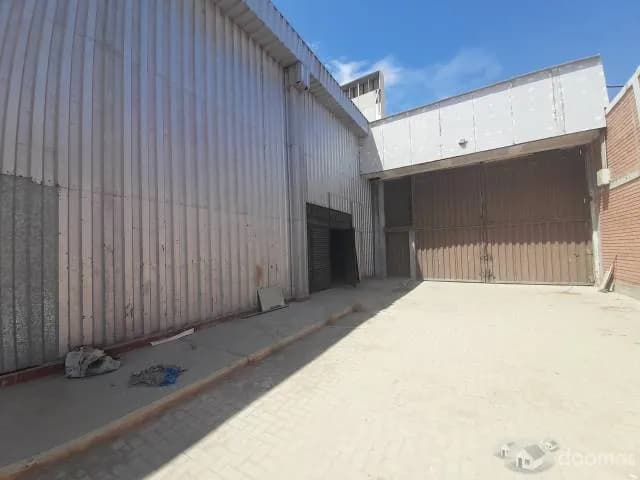 VENTA DE GRAN LOCAL COMERCIAL INDUSTRIAL - 1