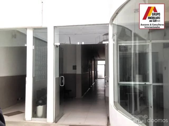 VENTA DE LOCAL COMERCIAL FRENTE A HOSPITAL ESSALUD CHINCHA - 2