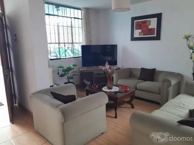 VENTA DE CASA 680m2 LOMO LARGO- CHINCHA - 1