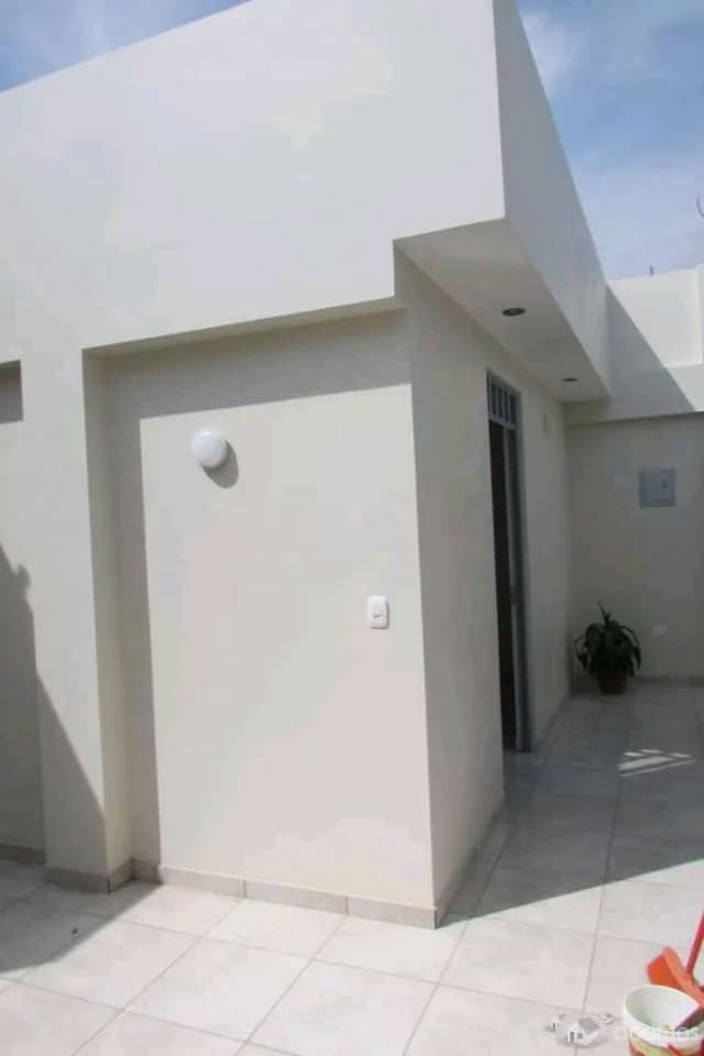 SE ALQUILA DEPARTAMENTO EN 4TO PISO - 2