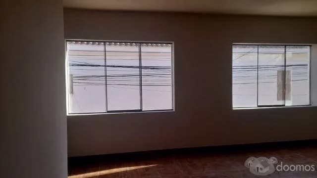 Alquiler de 3 ambientes y un baño en zona centrica - 1