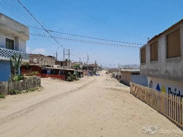 Se remata casa con ocupante precario - 2