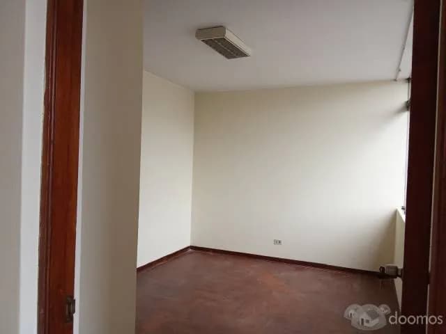 Oficina comercial en alquiler - 2