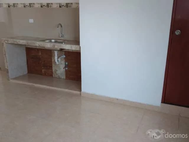 ALQUILO   ESTUDIO CON BAÑO Y COCINA - 2