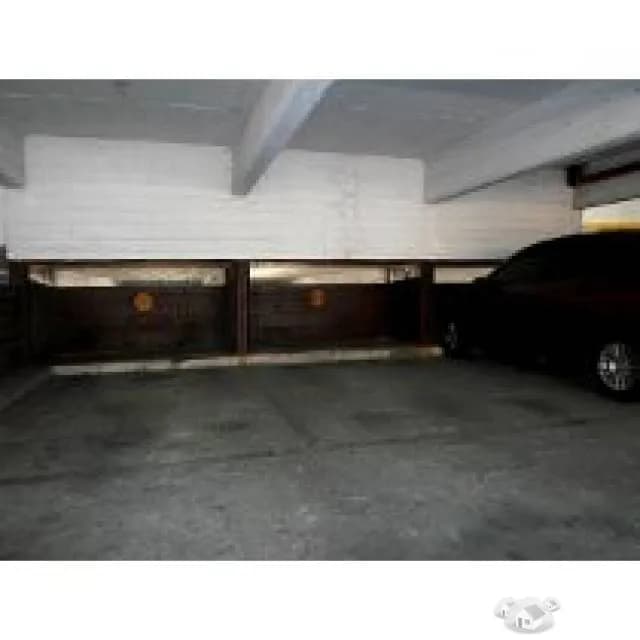 cochera miraflores amplia 70 metros cuadrados - 1