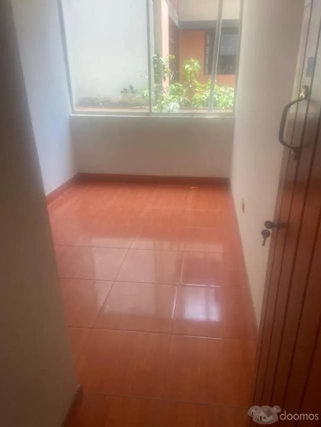 ¡Alquilo . Acogedora Habitación con Baño Propio, Perfecta para Estudiantes! - 2