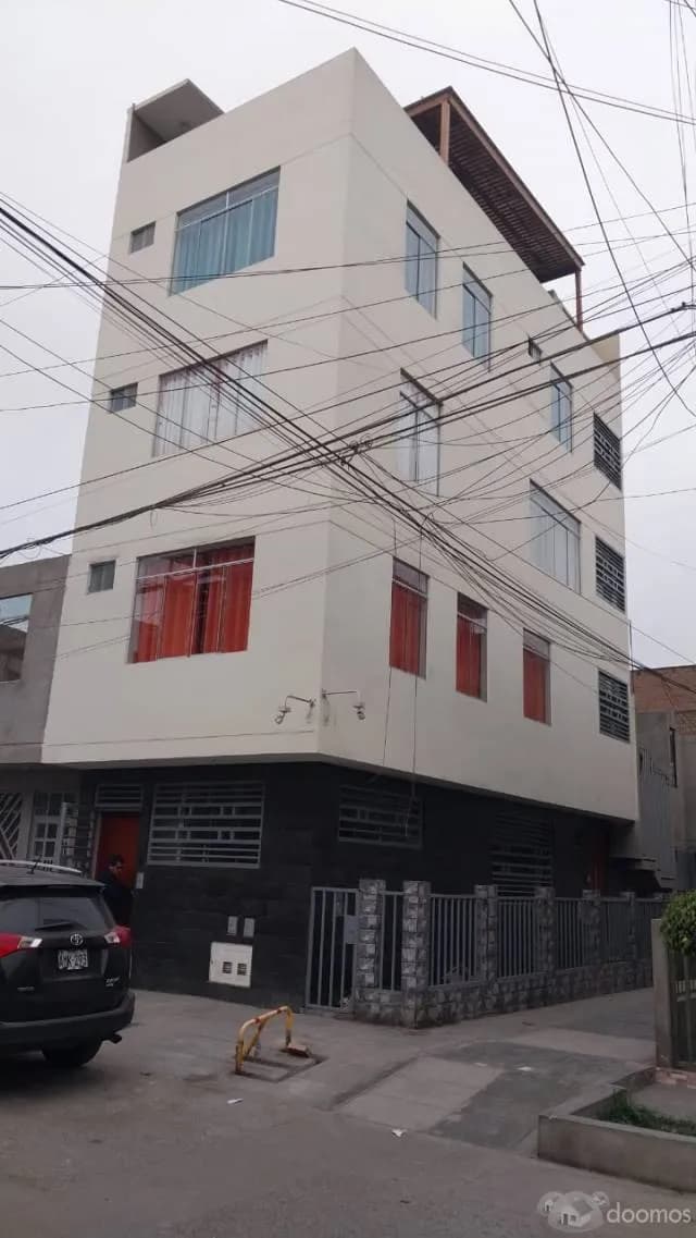 Venta de casa (4 pisos) - 1