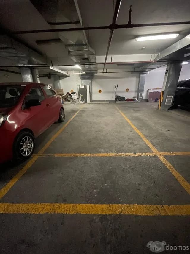 REMATO!!! Estacionamiento doble en Surco - 2