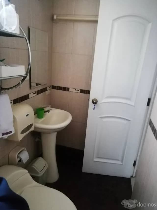 Alquilo departamento mediano para familia joven - 1