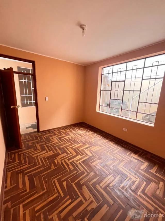 Casa de 3 Pisos mas cochera Jr. Manuel Fuentes 115 – El Tambo - 2