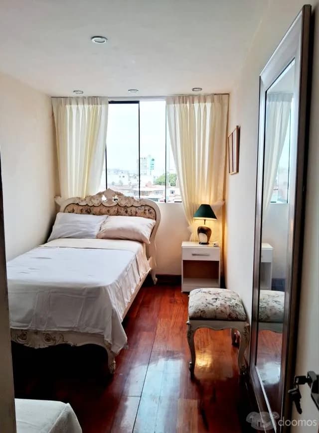 San Miguel alquilo habitacion full amoblada ventana a la calle con baño compartido para estudiante mujer cerca Upc Católica s/800 - 1