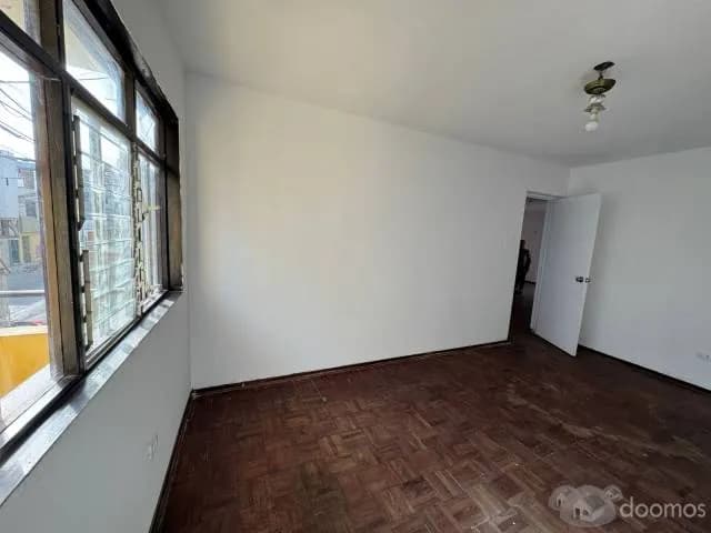 ¡Ocasión  vendo o Alquilo Duplex en Urb. Santa Inés cerca barrio Medico! - 1