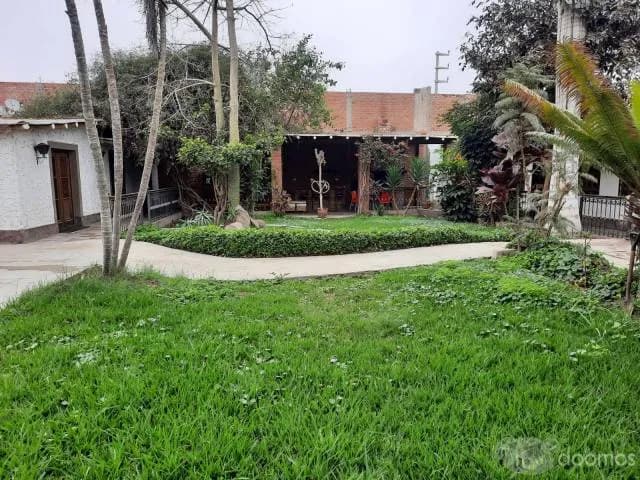 OCACIÓN.  2,025  Vendo  casa con piscina en  CHINCHA ALTA , - 2