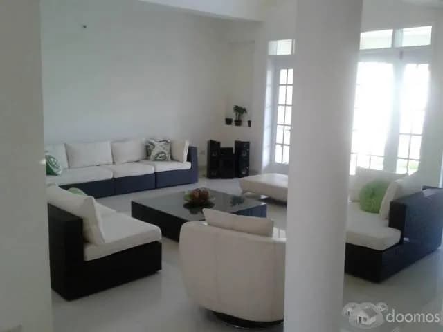 BELLISIMA CASA EN URB. LOMA BLANCA EN PIURA - 2