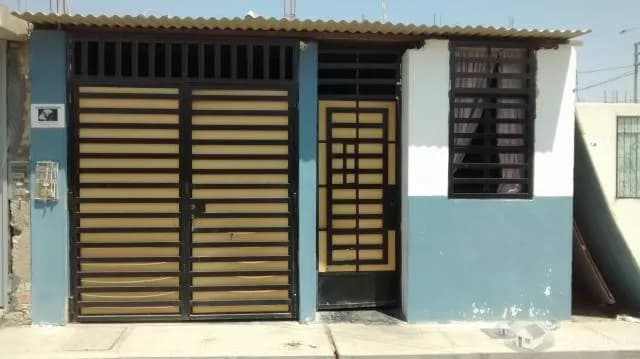 VENDO CASA EN SOL DE PIURA LOS PORTALES DE OCASION - 2