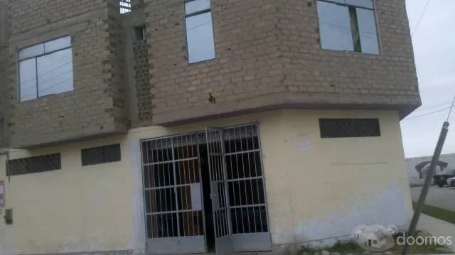 Casa De 2 Pisos 218 M² - 2 Departametos + Locales - 2