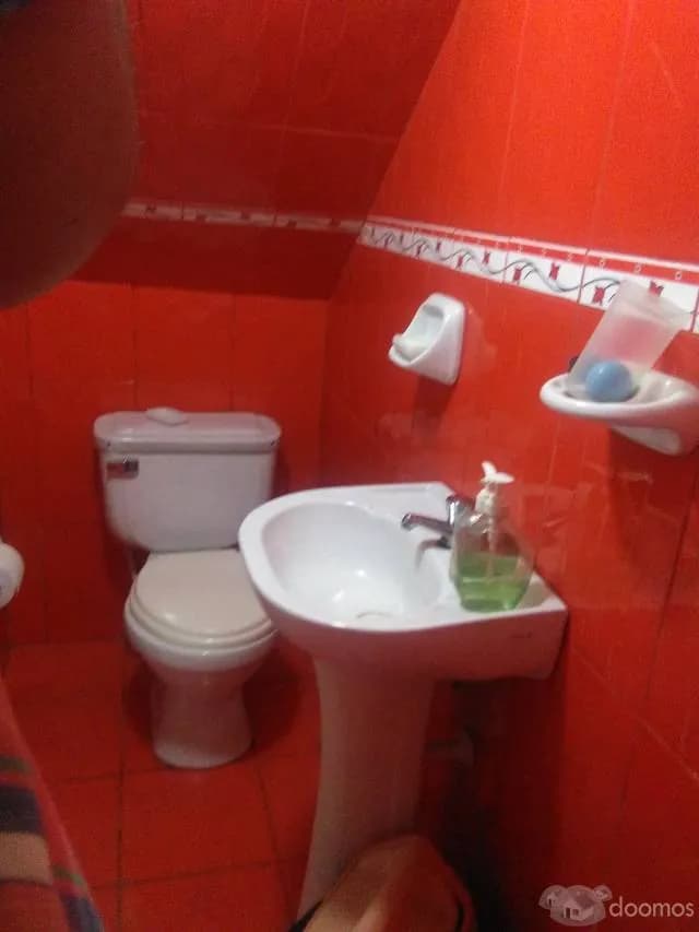 Alquiler de Local Comercial en el distriro de El Porvenir - Trujillo (cerca a bancos, centros comerciales, colegios, municipio) - 2