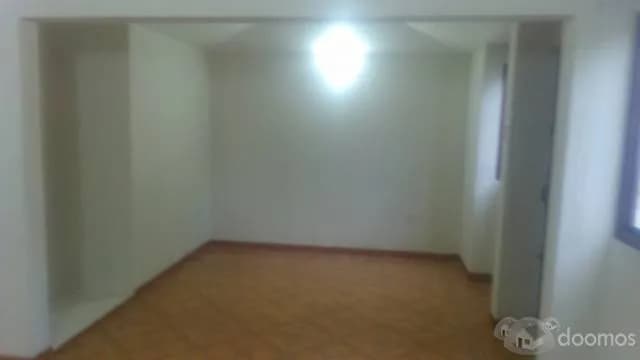 VENDO CASA EN EL RESIDENCIAL LOS FICUS DE LUREN . ICA - 2