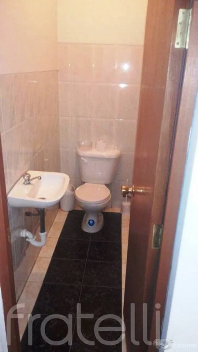 OFICINA  CERCA A LAMBRAMANI - 2