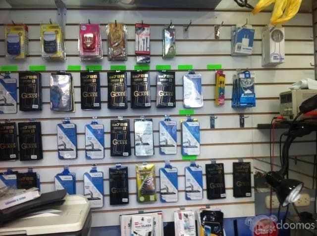 Traspaso Negocio Celulares Servicito Tecnico Accesorios, - 1