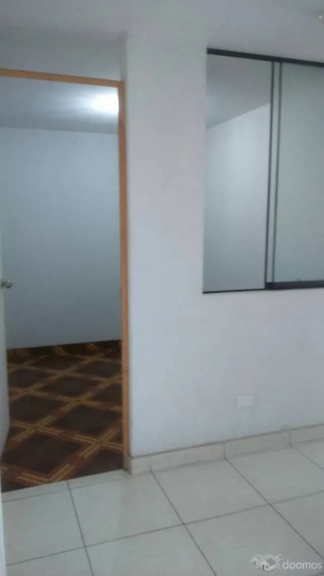 SE RENTA MINI-DEPARTAMENTO EN SJM CON INTE. Y GAS NATURAL - 1