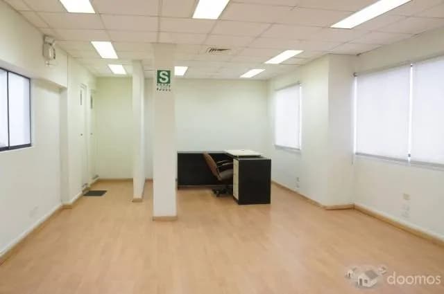 VENDO OFICINA DE 3 PISOS EN MAGDALENA - 2