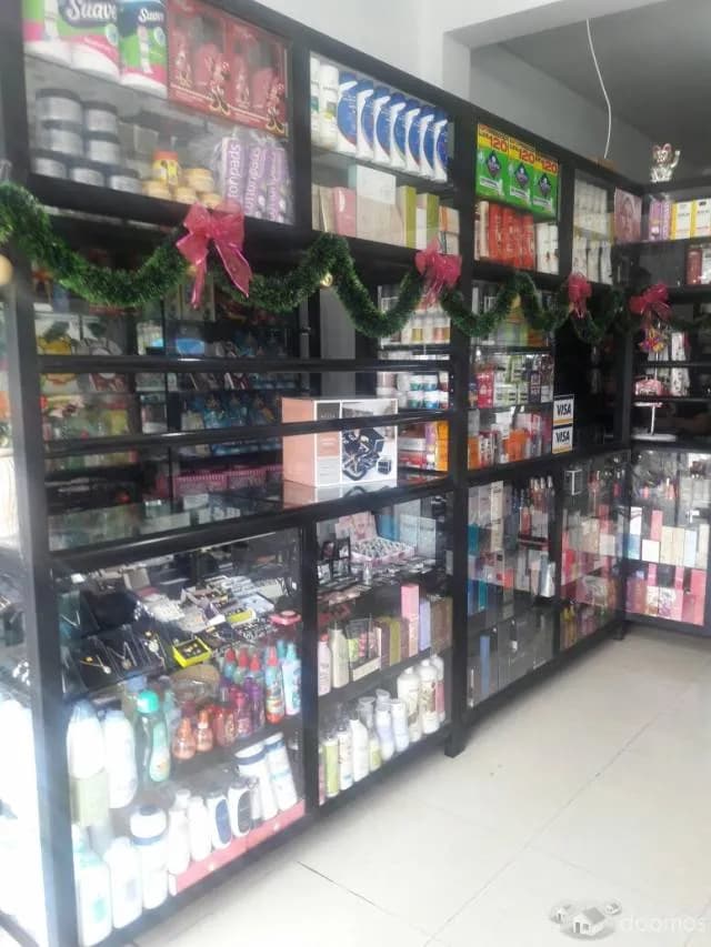 TRASPASO NEGOCIO PERFUMERIA BAZAR - 2