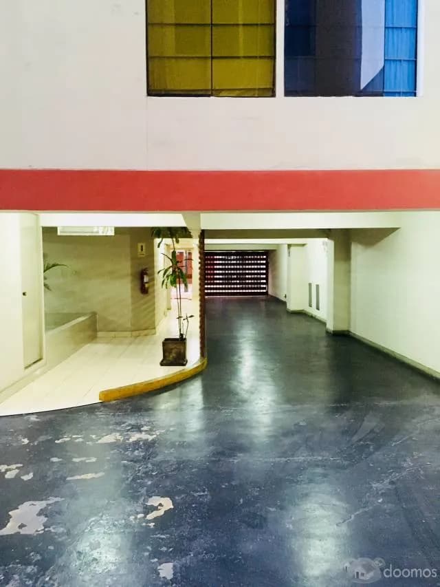 Alquilo Cochera en Miraflores - 2