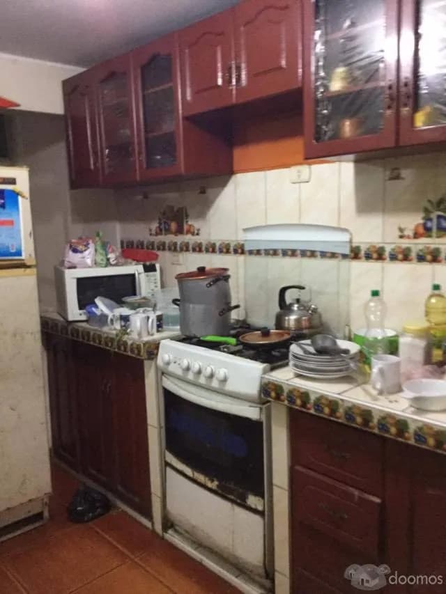 VENTA DE OCASION POR MOTIVO DE VIAJE DE CASA DE 3 PISOS - 2