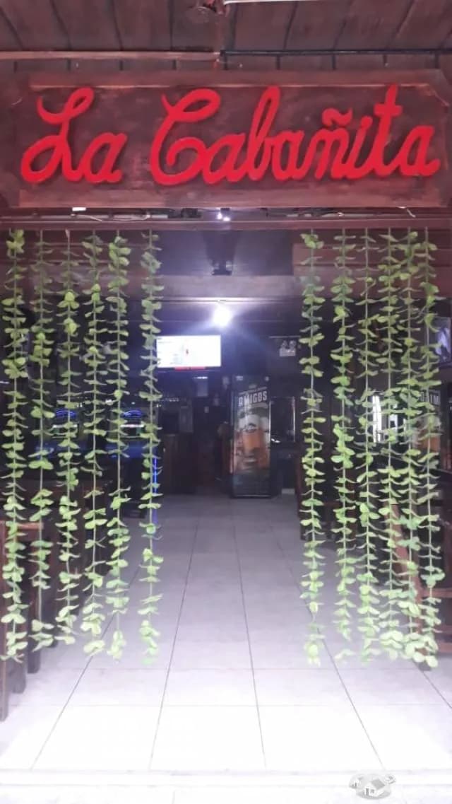 TRASPASO DE LOCAL COMERCIAL - NEGOCIO BAR RESTAURANT - 1